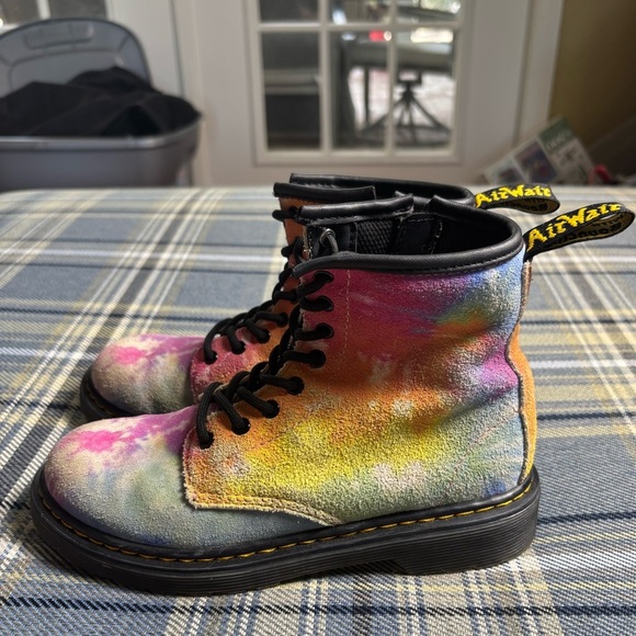 Dr. Martens Tie Dye Boots Multicolor Kids - Picture 2 of 11